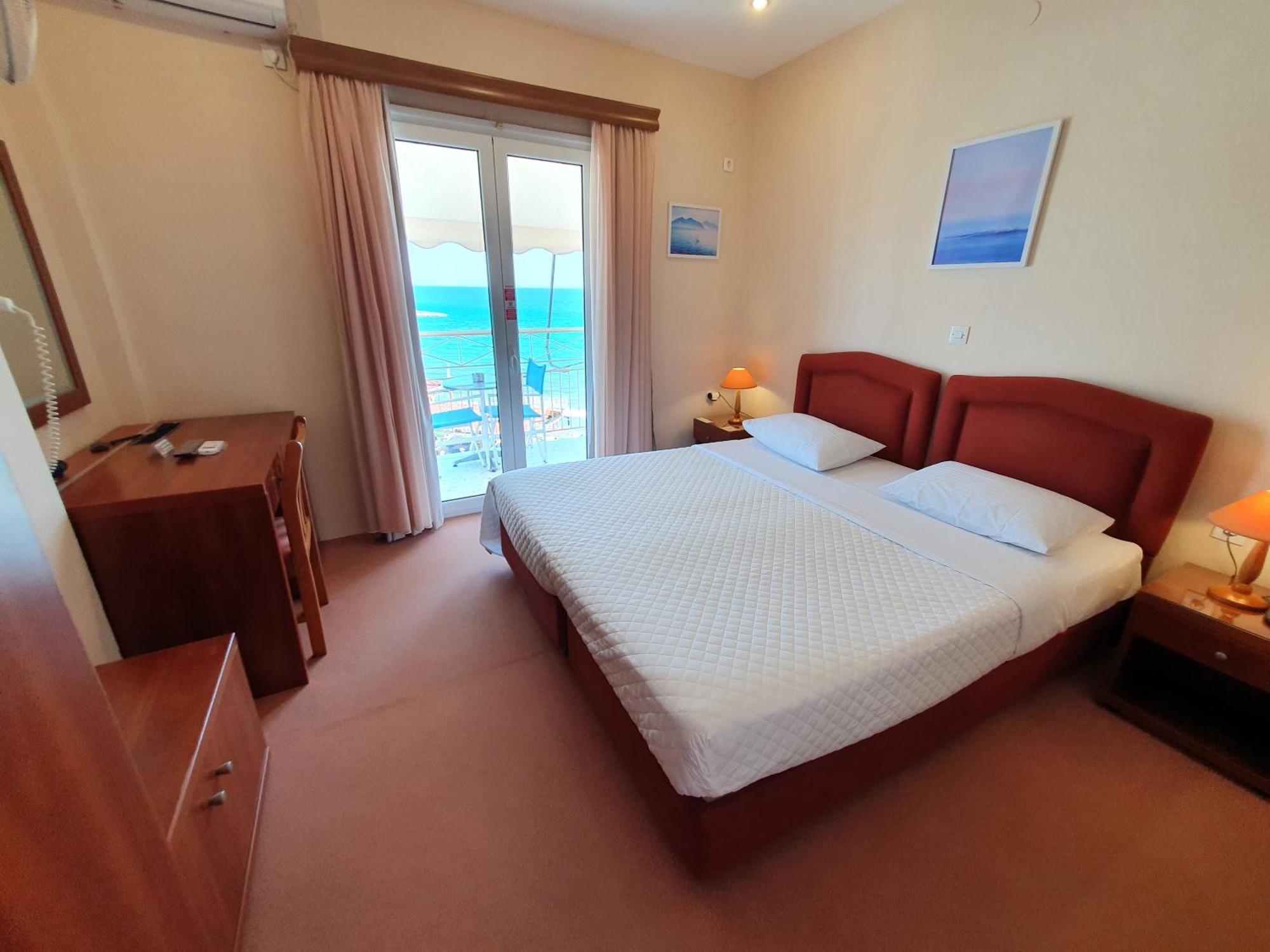 Hotel Acqua Marina - Άκουα Μαρίνα à Agia Marina  Extérieur photo