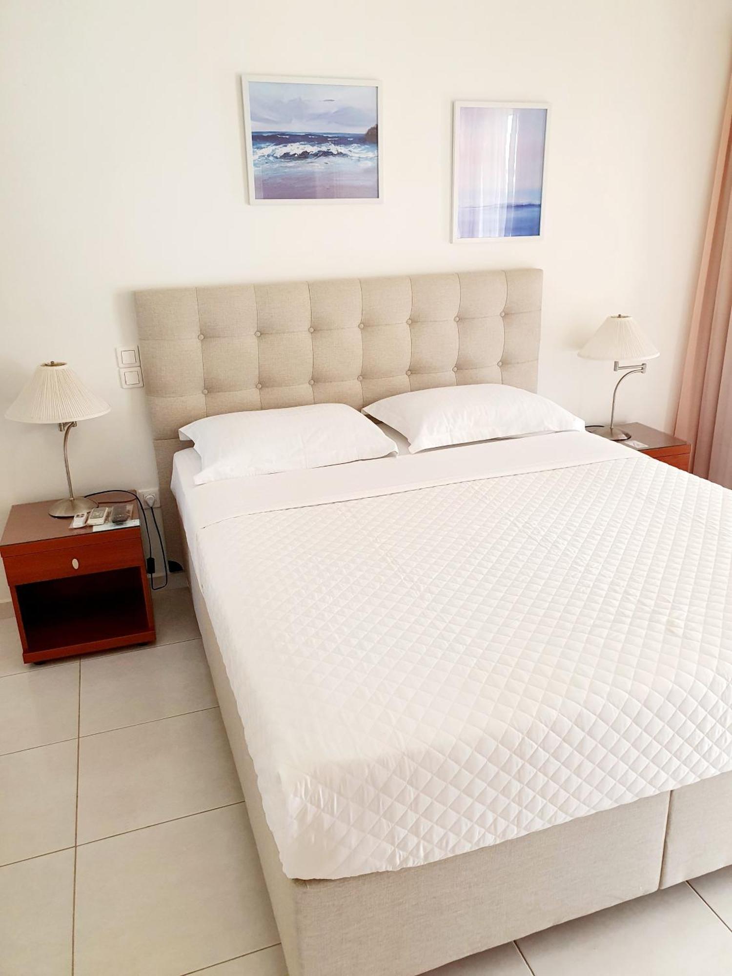 Hotel Acqua Marina - Άκουα Μαρίνα à Agia Marina  Extérieur photo