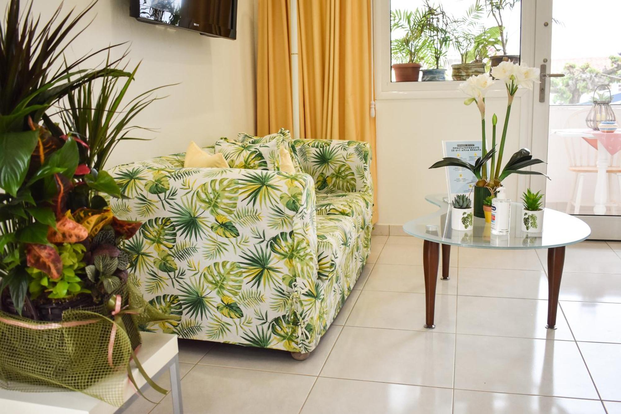 Hotel Acqua Marina - Άκουα Μαρίνα à Agia Marina  Extérieur photo